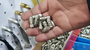 گالری محصولات فروشگاه یراق آلات بنز