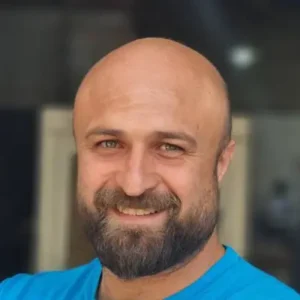 Picture of علی حسنی