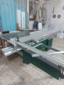 کارگاه خدمات برش و مونتاژ رز وود