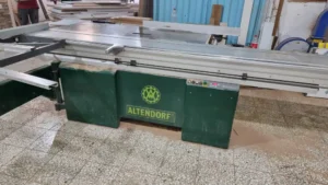 کارگاه خدمات برش و مونتاژ رز وود